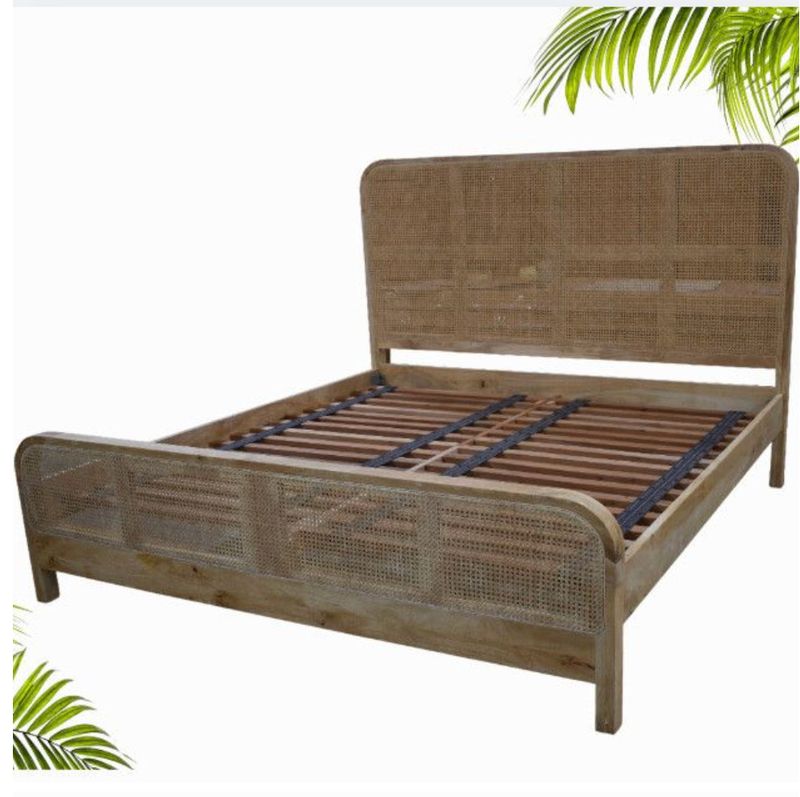 Juliet King Bed W: 78" x D: 79" x 55" SHV Juliet King Bed W: 78" x D: 79" x 55" SHV