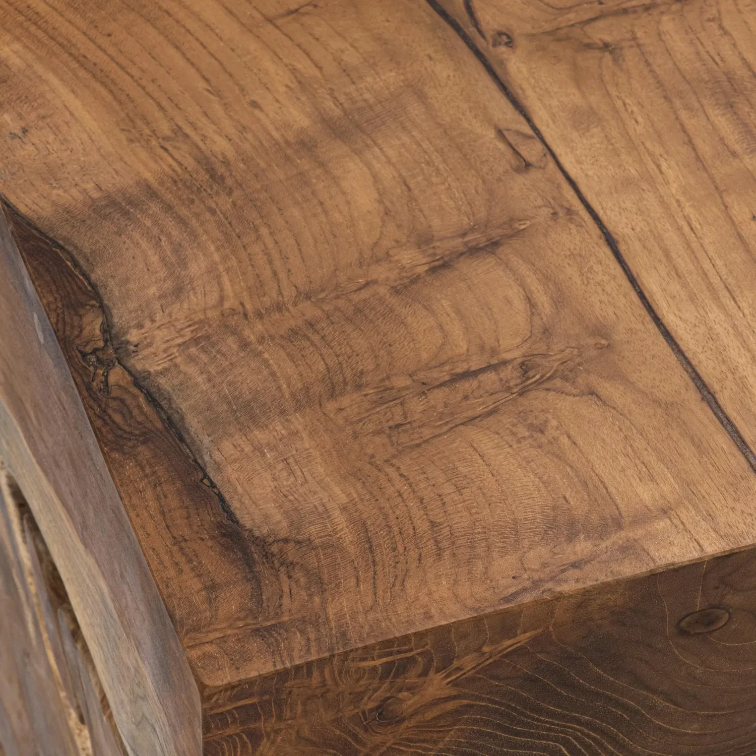 Accent Table Natural 13”W x 13”D x 21”H Accent Table Natural 13”W x 13”D x 21”H