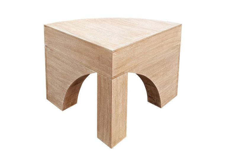 Doge Side Table 26" L x 26"W x 24"H