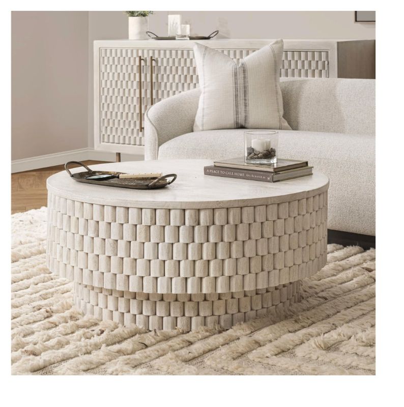 White Round Coffee Table 40x40x 18H