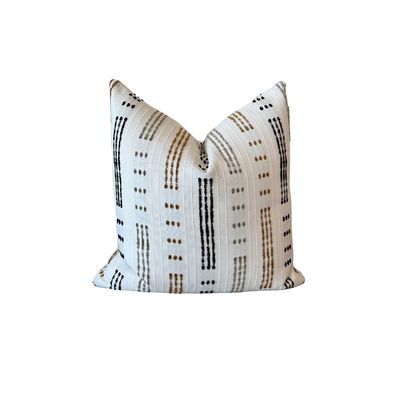 22&quot; THROW PILLOW G4 (LUCKY STRIPE EARTH)