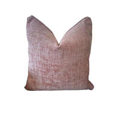 22&quot; THROW PILLOW G2 (LAYLA ROSEQUARTZ)