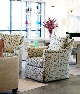 DEVIN FALLS SWIVEL CHAIR (G6-TAD SKY-SD)