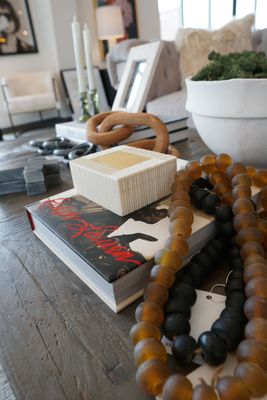 TABLE DECOR