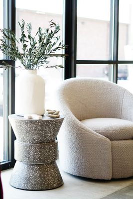 VASES &amp; VESSELS