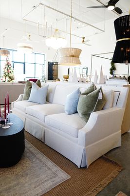 PAIGE SOFA (G2-SLIPAWAY CREAM-SD-BZ NH)