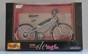 Maisto Tour de Maisto Die Cast Model Mecedes