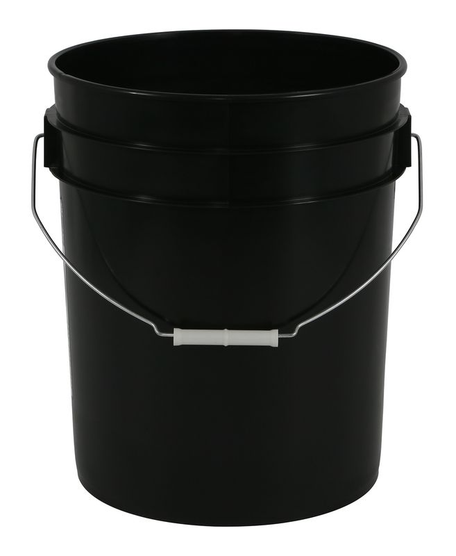 Black Bucket with Handle 5 gal