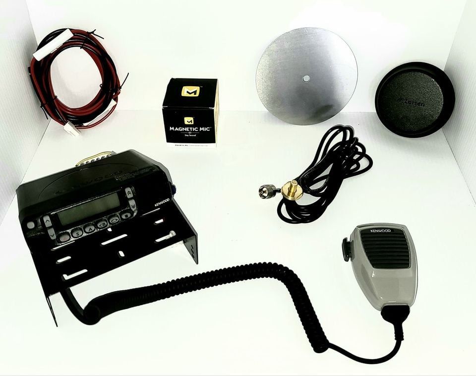 Kenwood Refurbished 40 Watt  UHF 2 Way Kit