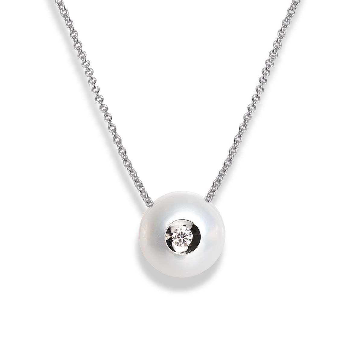 14KW .04 CT Galatea Diamond in a Pearl Necklace 18&quot;