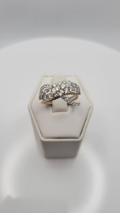 14KYW 1.22 ctw Diamond and Cable Twist  ring sz7