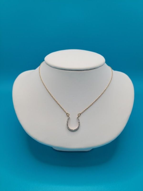14ky  0.10ctw horse shoe dia necklace 16-18 &quot; adjustable