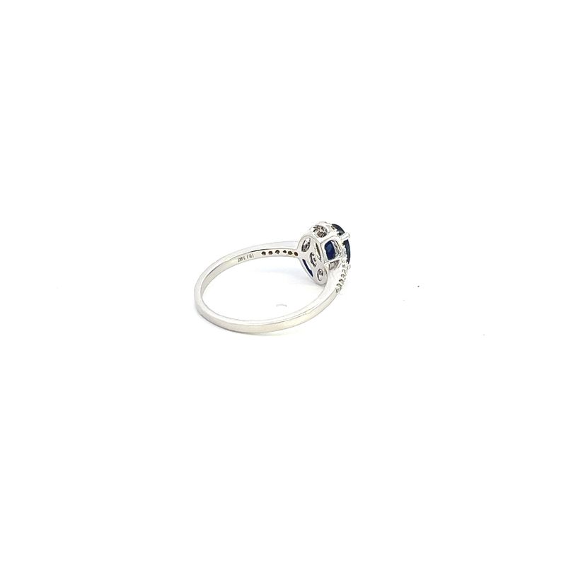 14KW 7x5mm SAPP &amp; 0.14ctw Dia Halo Ring