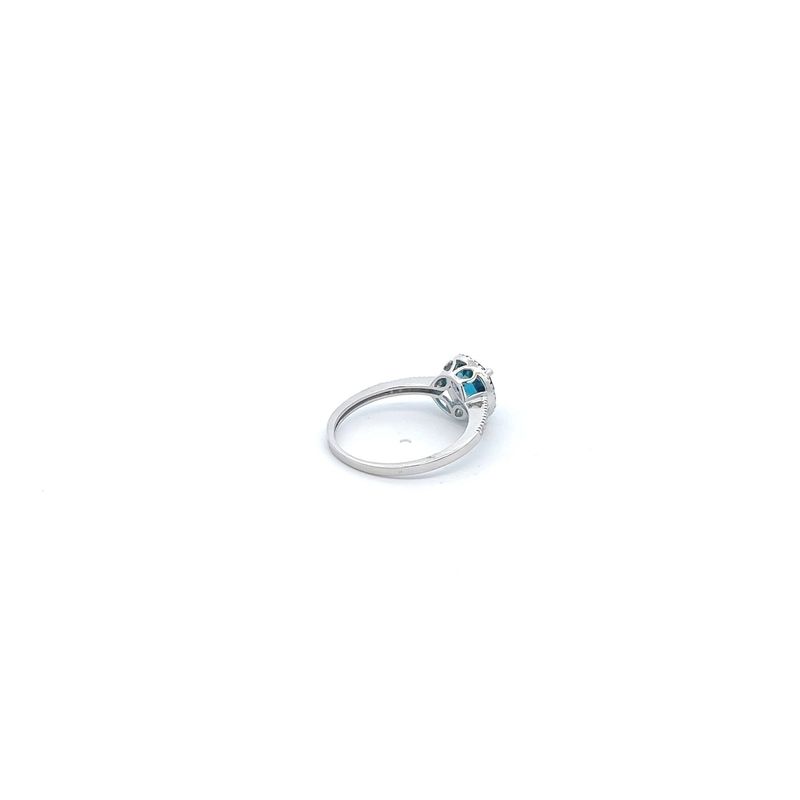 14KW .13dia 1.60 ct London Blue Topaz Ring
