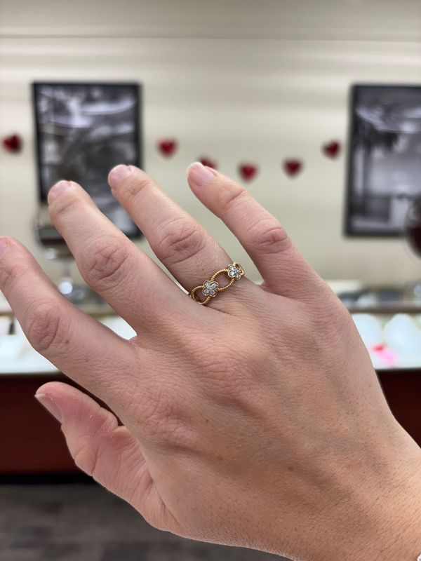 14KY 0.20ctw Dia Triple Flower Ring