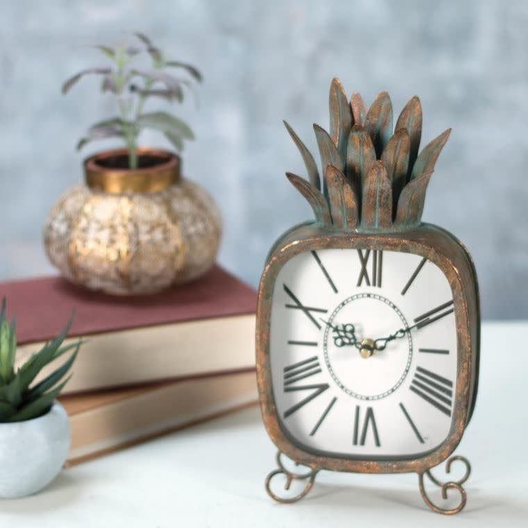 Pineapple Clock