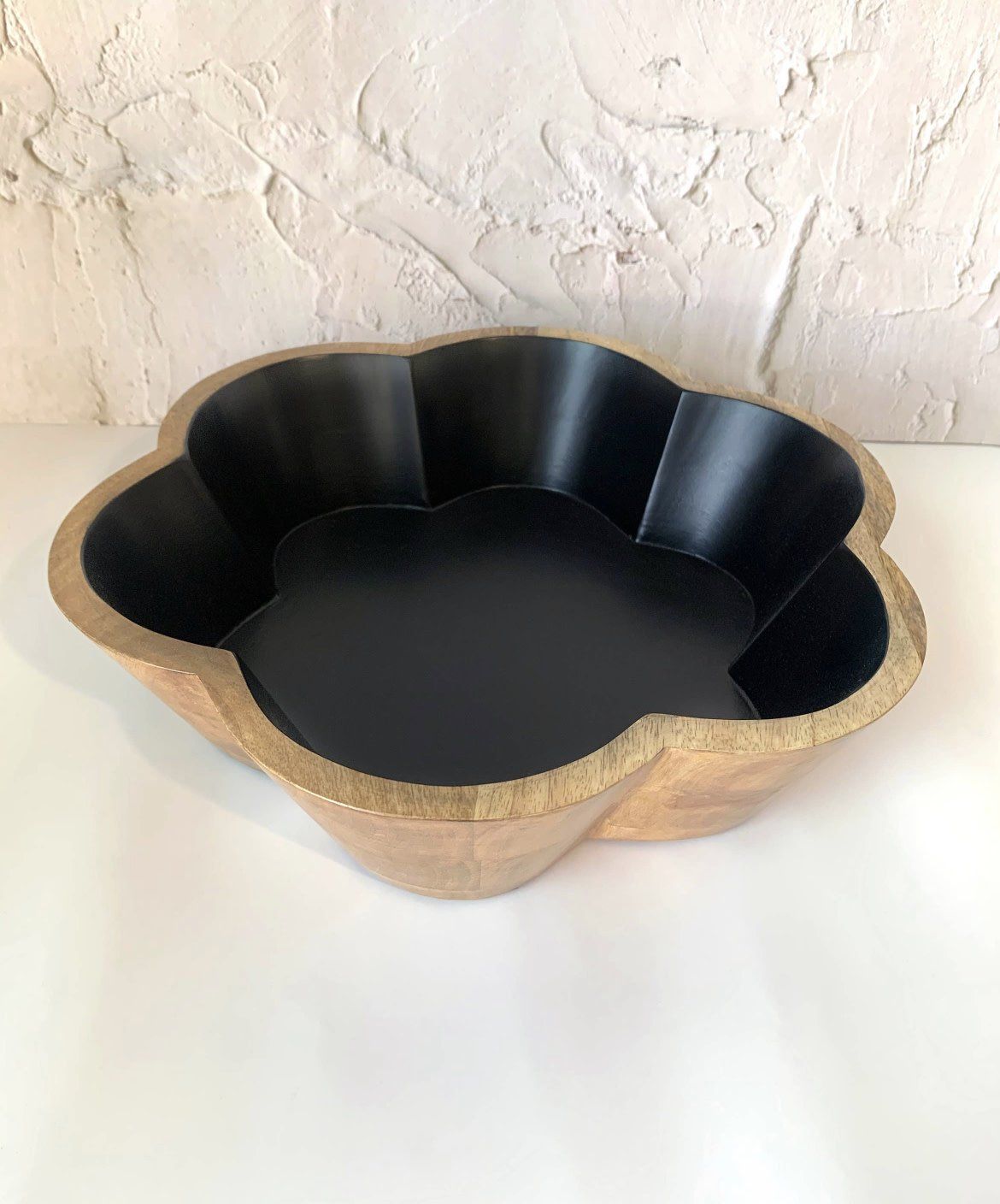 Flower Shaped Bowl in Black