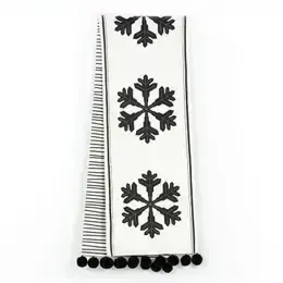 REVERSIBLE STRIPES/SNOWFLAKES TABLE RUNNER