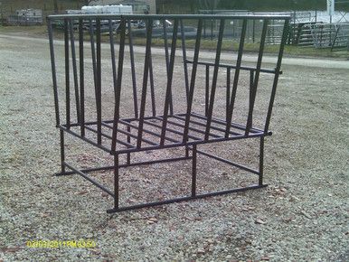 Lifted Round Bale Feeder
