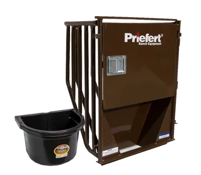 Priefert Horse Stall Feeder