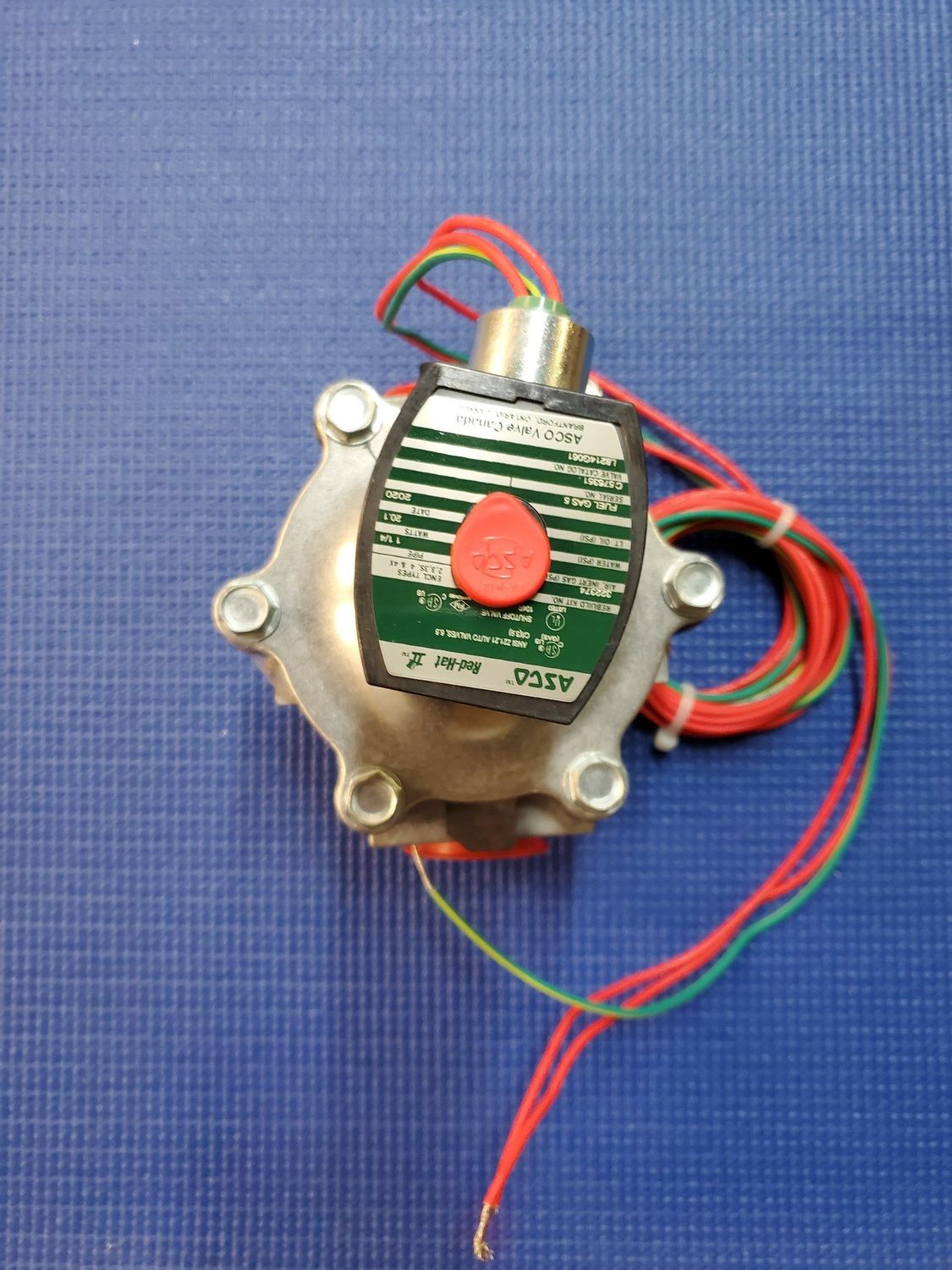 Futera II 1 1/4&quot; On/Off Gas Valve L8214G 1000/1950