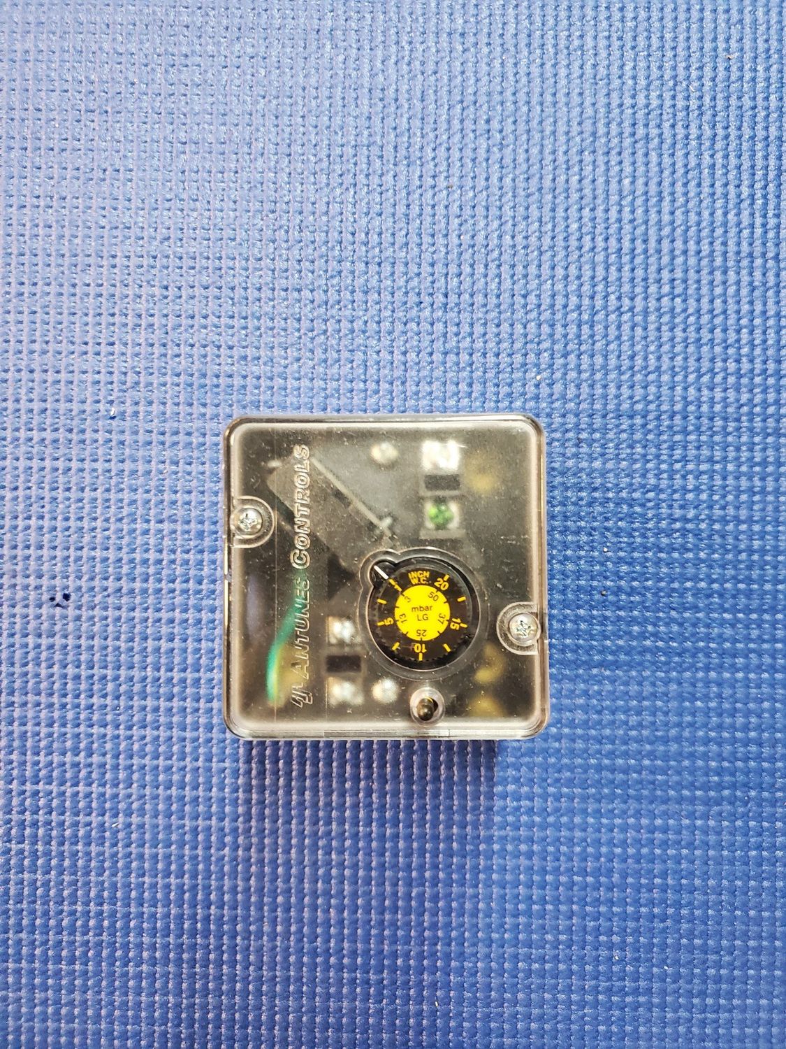 8800/8900 Series/LCD/Dominator/Futera II Low Gas Pressure Switch (Manual Reset)