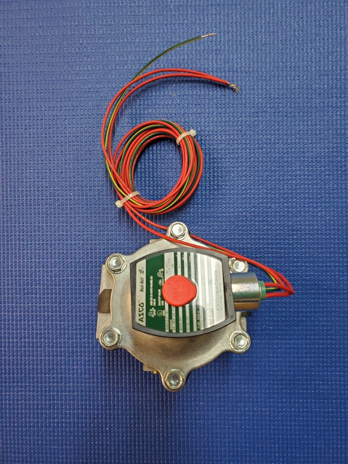 Futera II 1&quot; On/Off Gas Valve L8214G 500/750