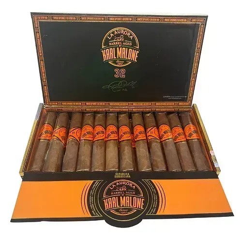 La Aurora Barrel Aged By Karl Malone Robusto Box