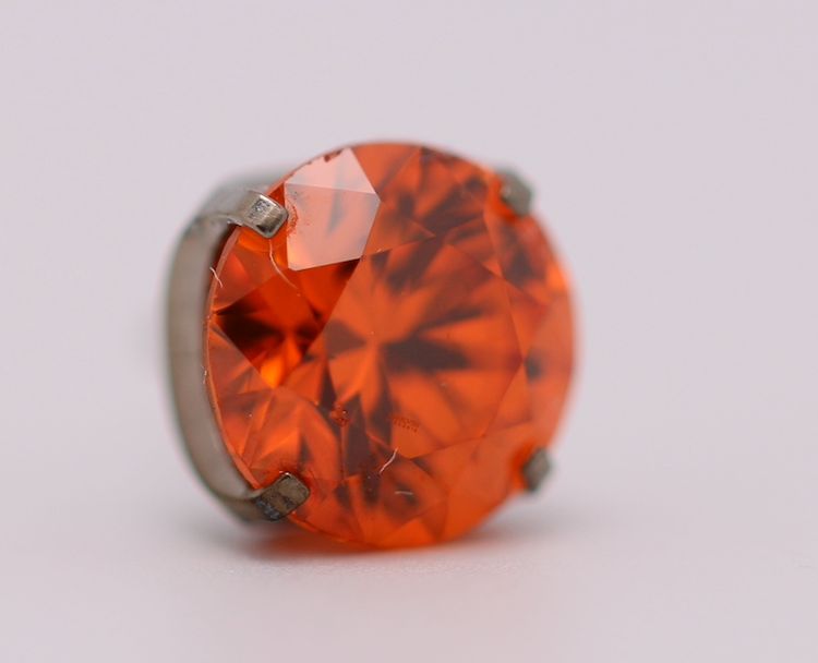 18g prong set threadless end 1.5mm orange