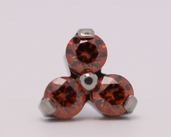 18g trinity prong 3x1.5mm caramel