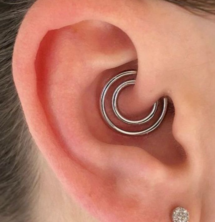 Daith piercing x2