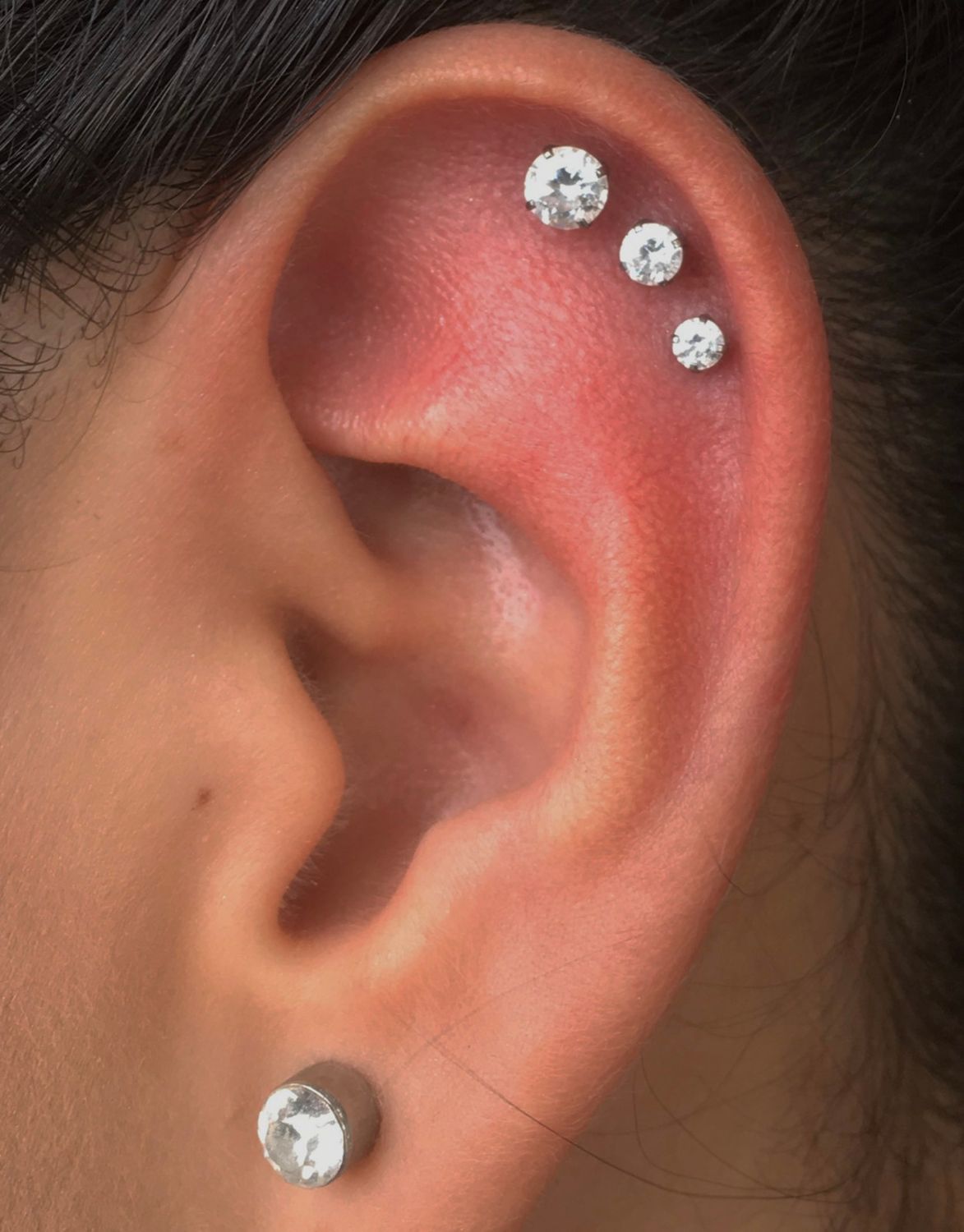 Helix piercing x3