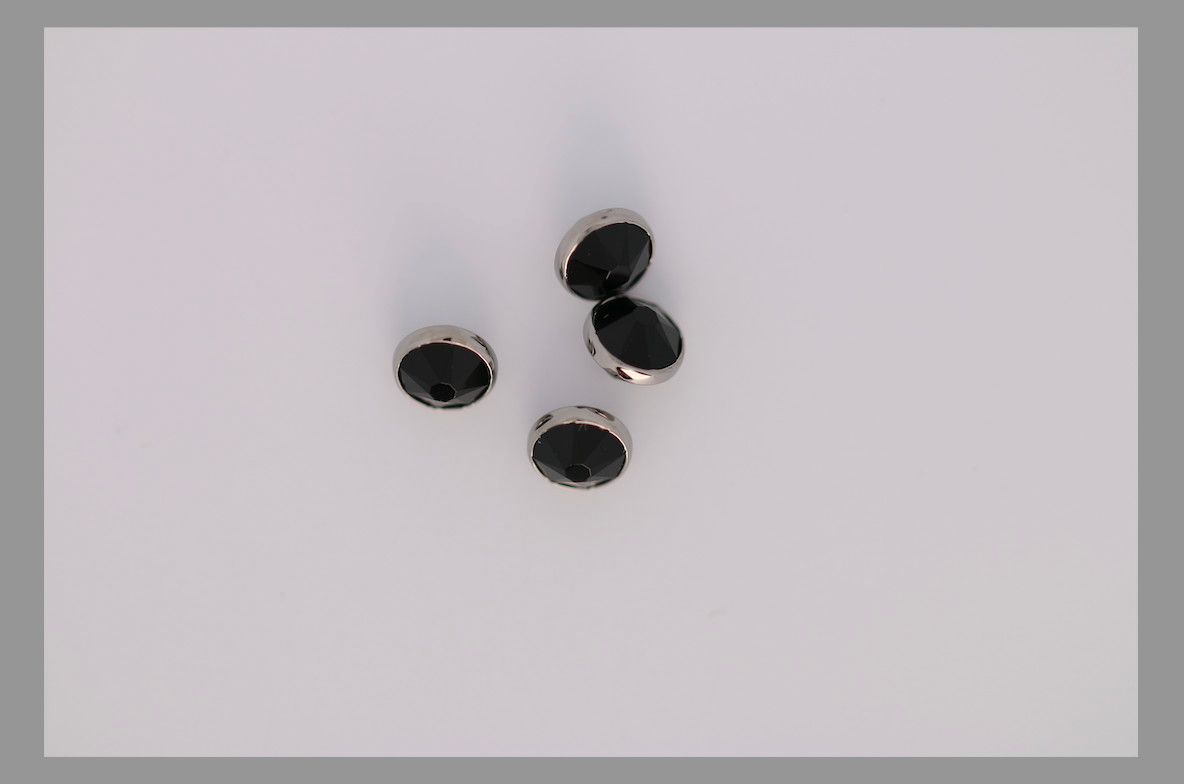 14g flat back gem 4mm Black cz