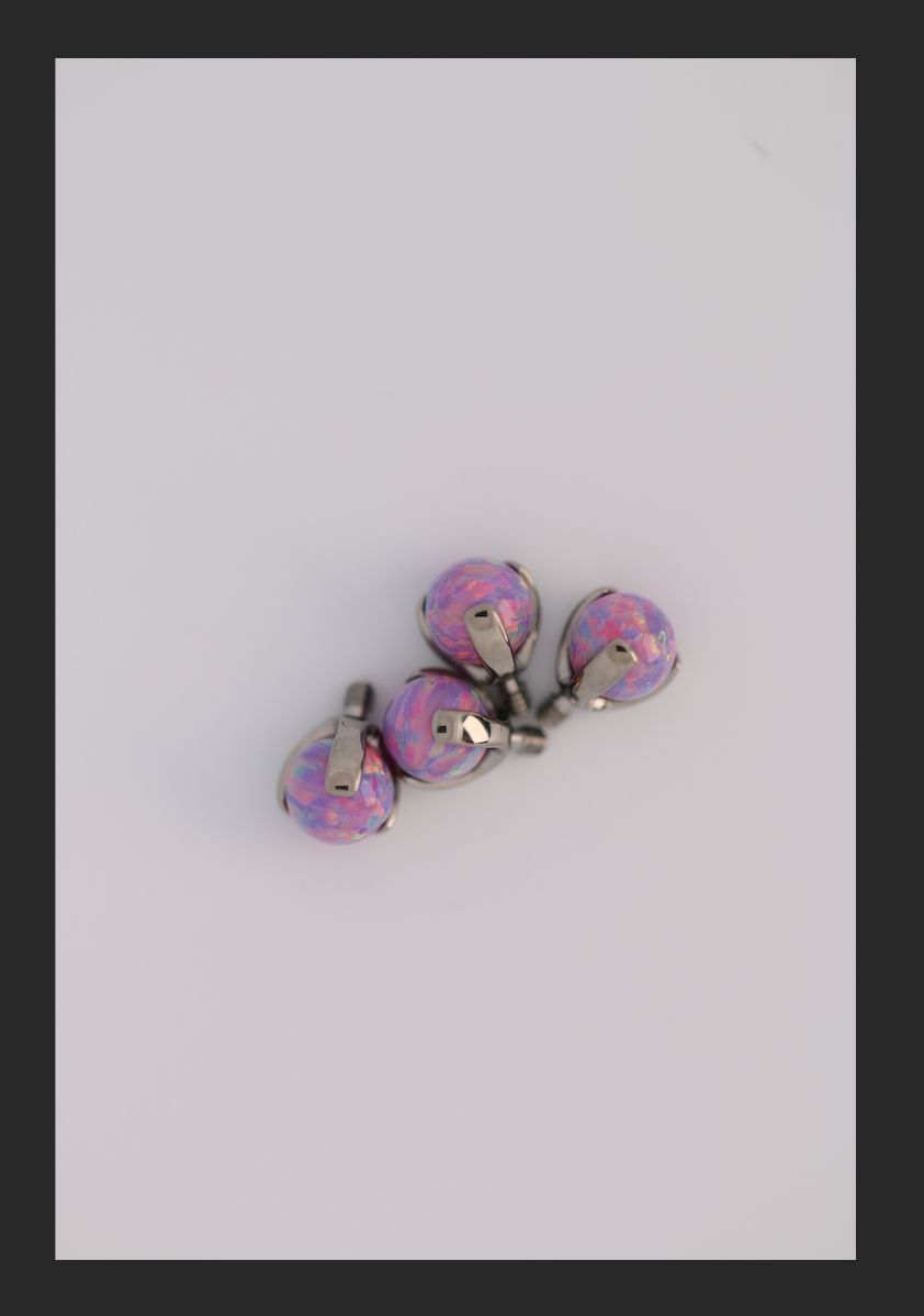 14g 3 prong cabochon opal threaded end 4mm Light Lavender Opal