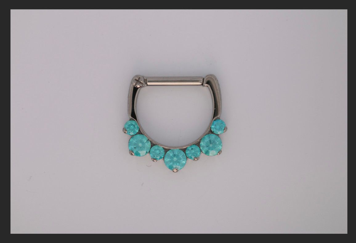 16g 5/16 x 5/16 Odyssey Helios Titanium prong set faceted gem septum clicker #17 Mint Green