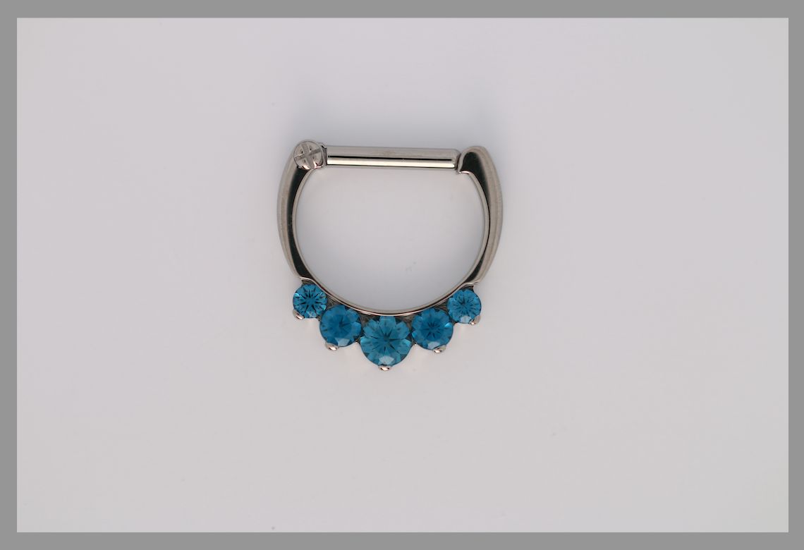 16g 5/16 x 5/16 Odyssey Titanium prong set faceted septum clicker #6 London Blue cz