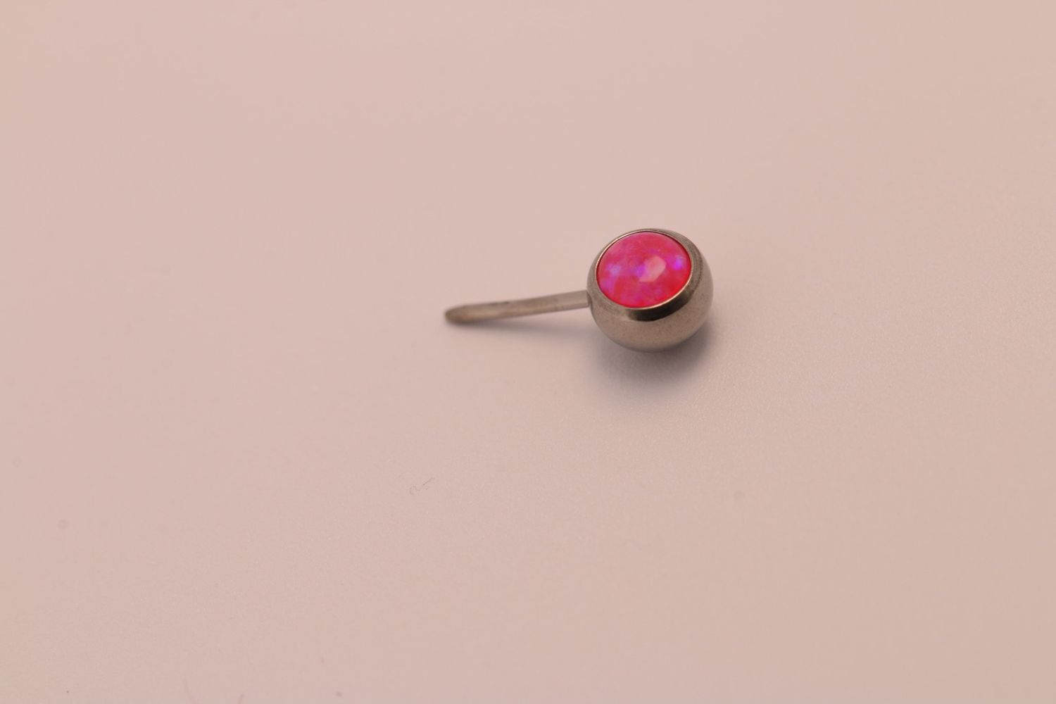 16g side gem ball 2.5mm hot pink opal