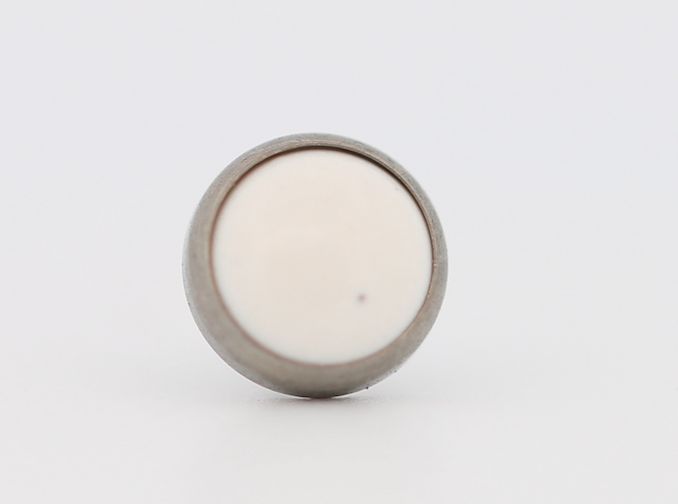 18g cabochon bezel set 2.5mm synthetic white coral