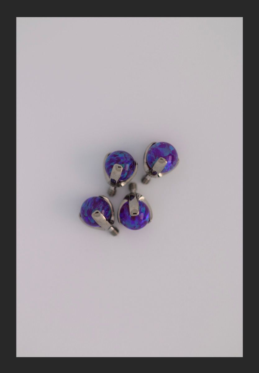 14g 3 prong cabochon opal threaded end 3mm Sleepy Lavender Opal