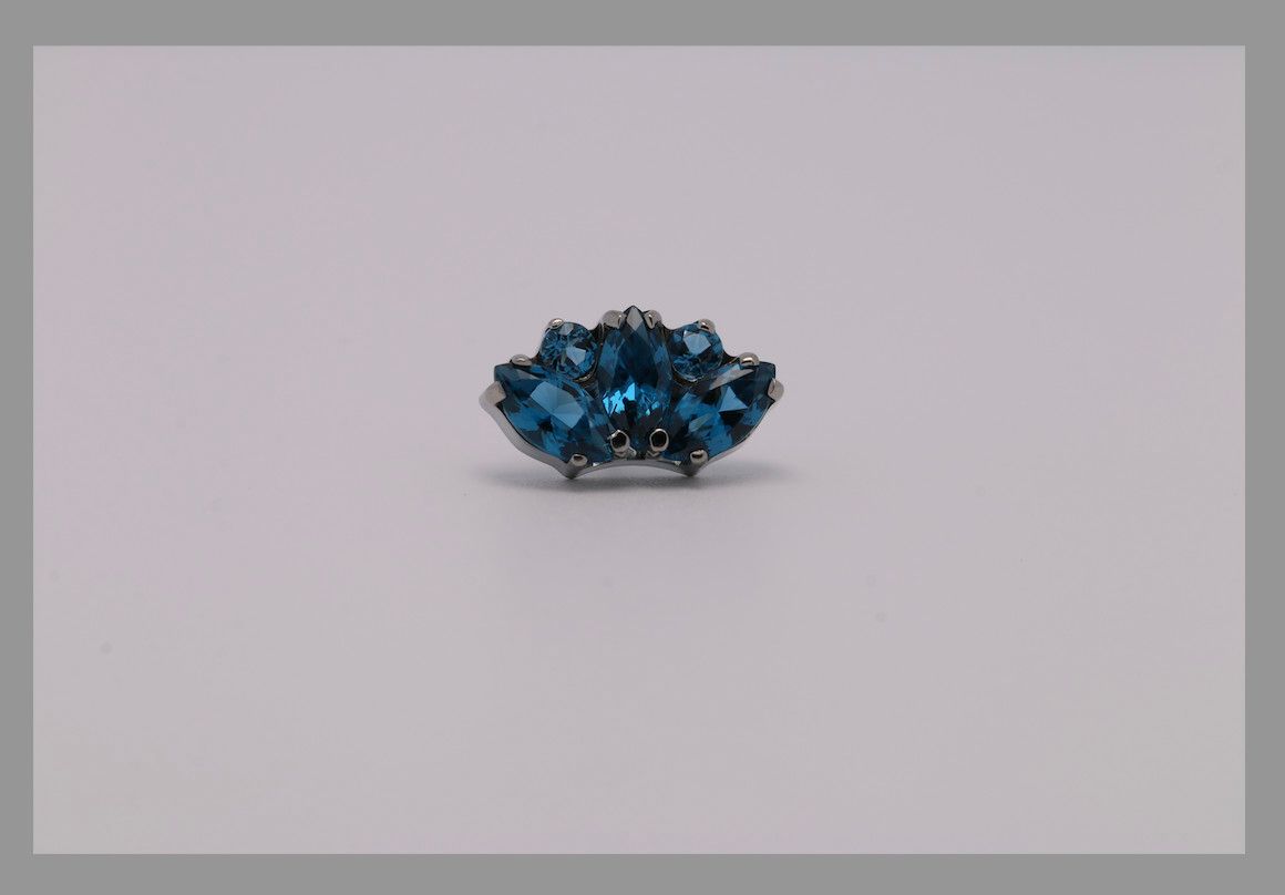 18g threadless Eden marquise fan #10 faceted gem end with (3) 4mmx2mm gems and (2) 1.5mm gems London Blue Ceramic CZ