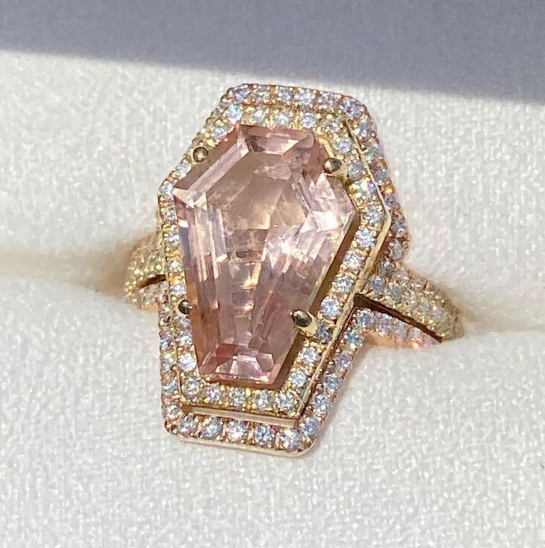 4.45 carat Morganite coffin gemstone, 14k yellow gold center ring, 14k rose gold contour rings, 1.05ct genuine VS diamonds