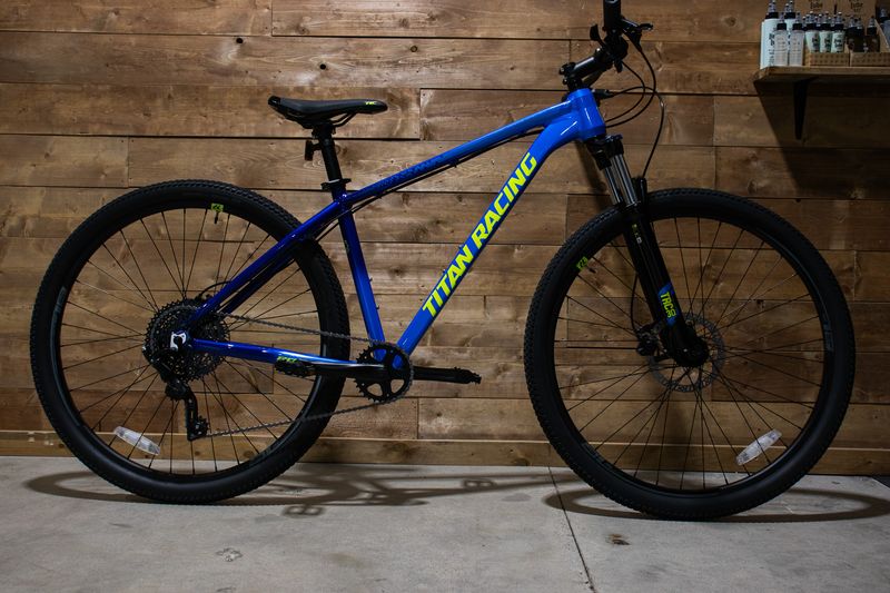 TITAN RACING - ROGUE RYDE 29&#39;&#39; MTB