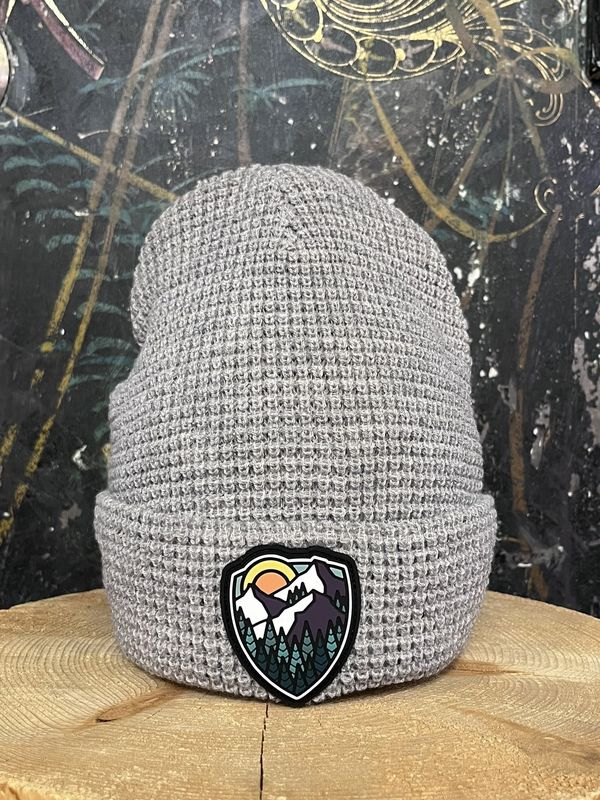 Mountain Shield Waffle Beanie, Color: HEATHER GREY