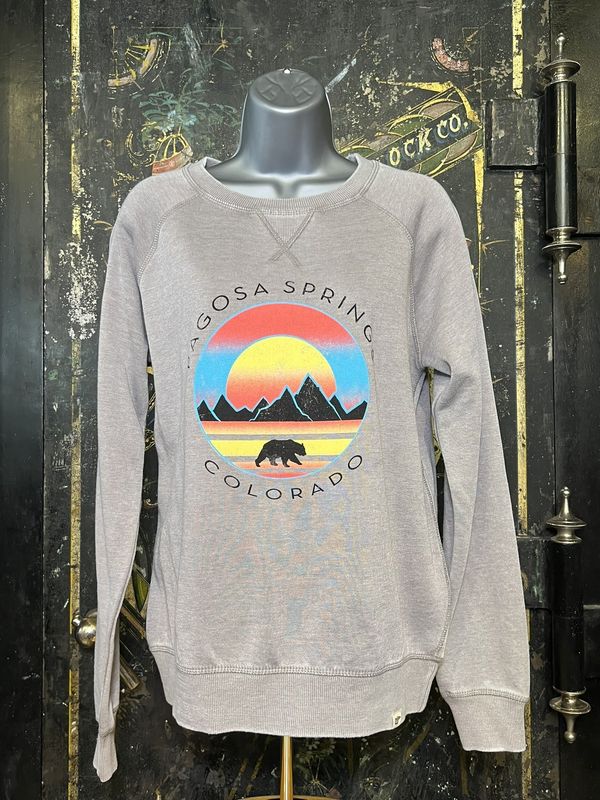 Moved In Mtns Bear BOWF Crew Light Grey
