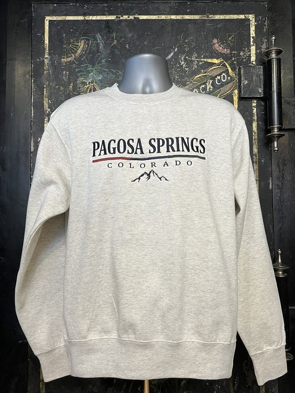 Hettinger Mtn EMB Crew Neck SS Oatmeal