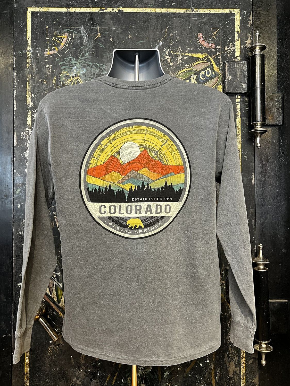 Epoch Mtns Bear RS L/S Tee Black