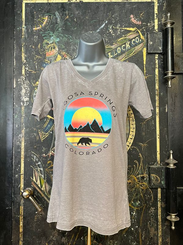 Moved In Mtns Bear BOWV Tee Light Grey