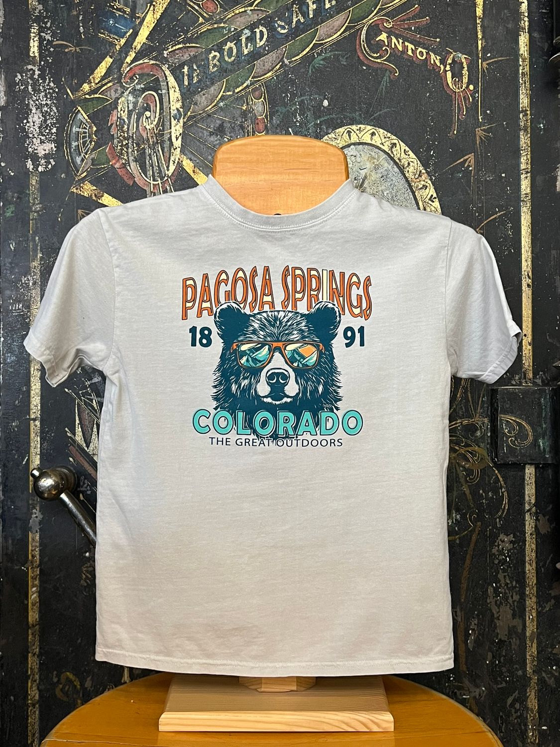 Second Day Youth Bear Mtn Kids RS S/S Tee Cement, Size: XSMALL