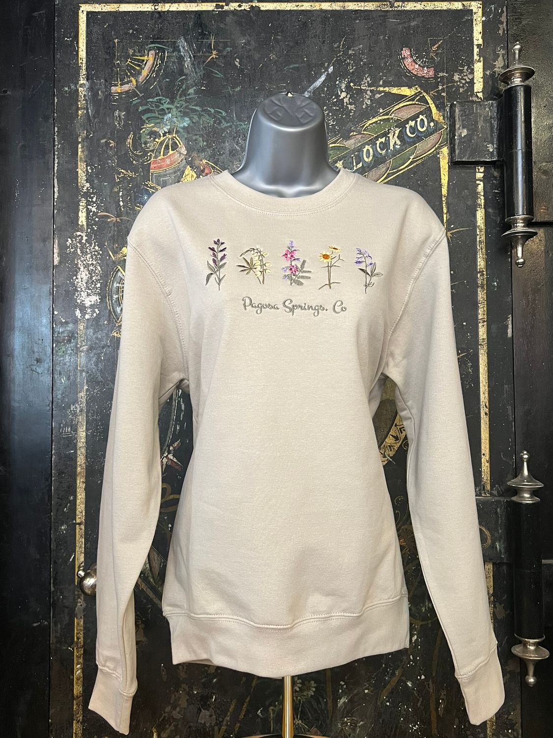 Five Flowers Crew  SS Natural Stone, Size: SMALL