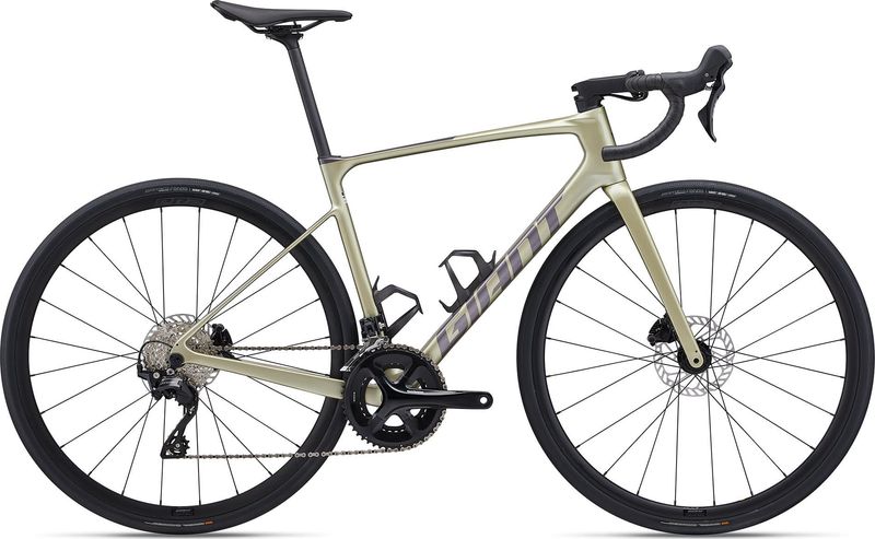 Defy ADV 2 M/L bay leaf